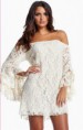 Vestido com mangas em Renda